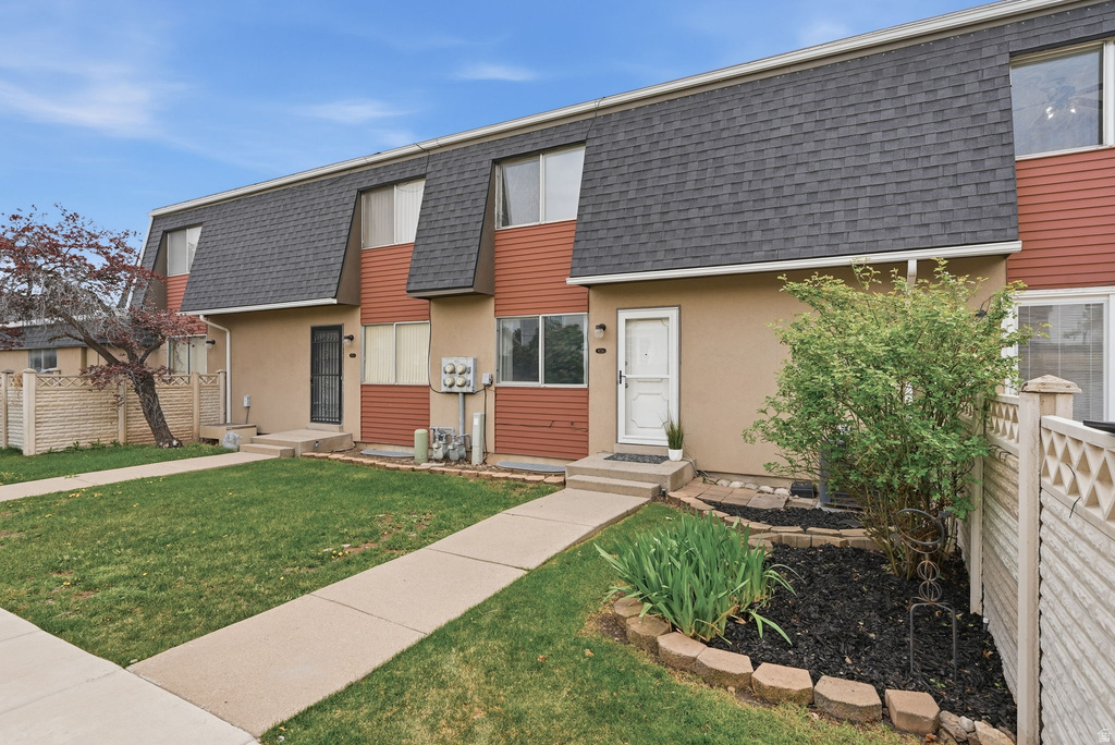 9754 S YORKSHIRE DR South Jordan, UT 84009