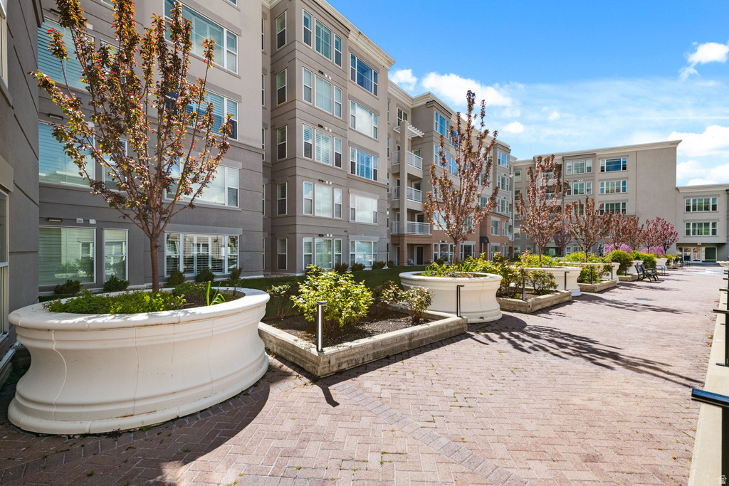 3075 E KENNEDY DR #310 Salt Lake City, UT 84108