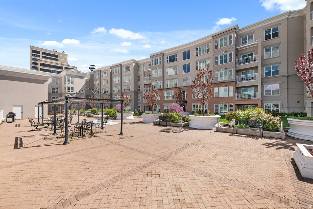 3075 E KENNEDY DR #310 Salt Lake City, UT 84108