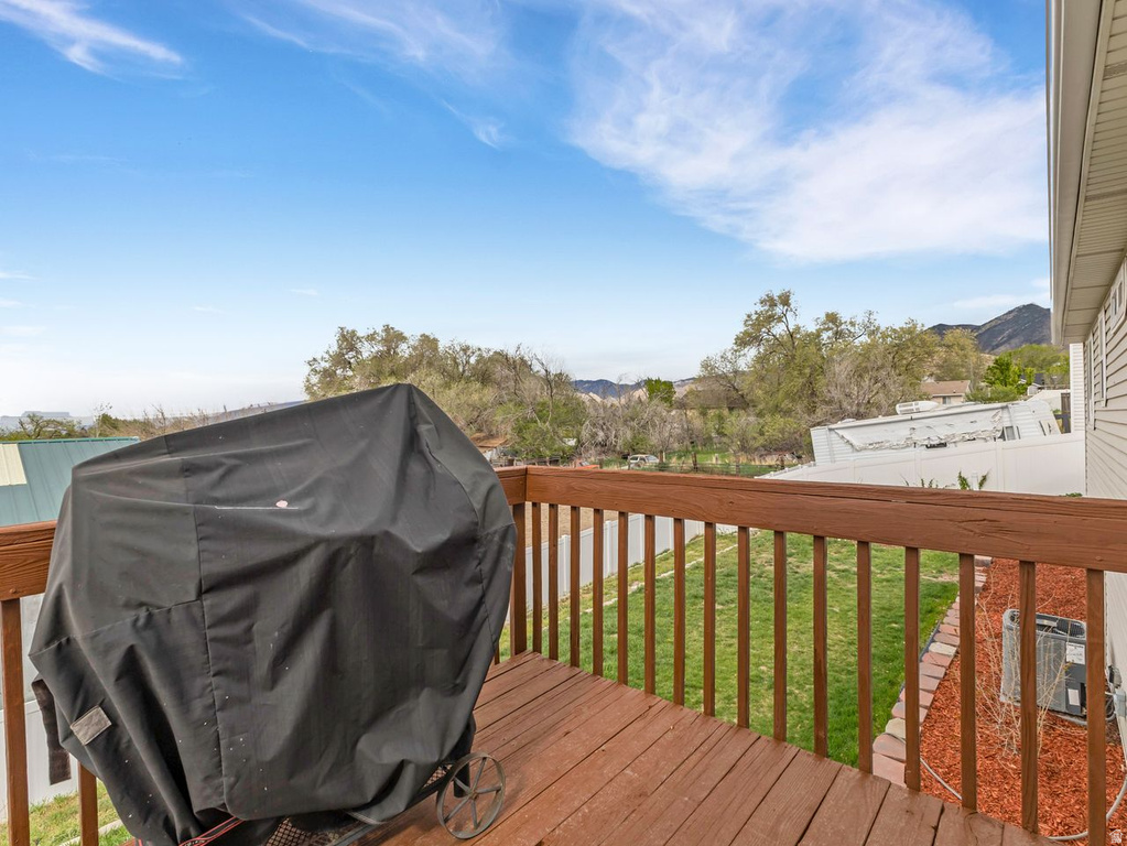 382 W 770 S Tooele, UT 84074