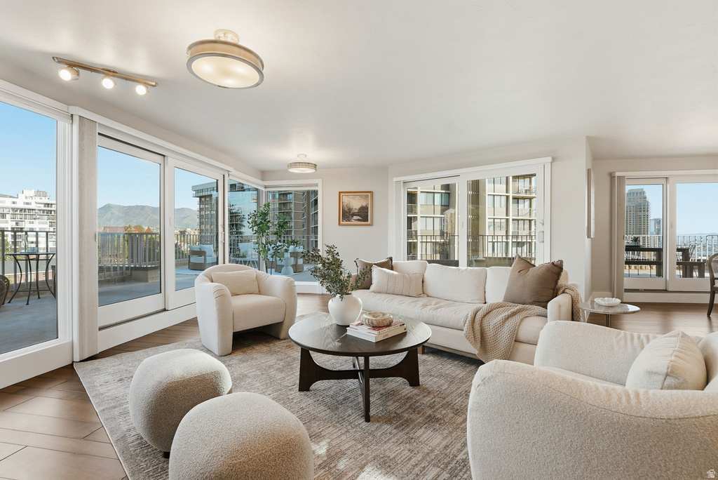 245 N VINE ST #801 Salt Lake City, UT 84103