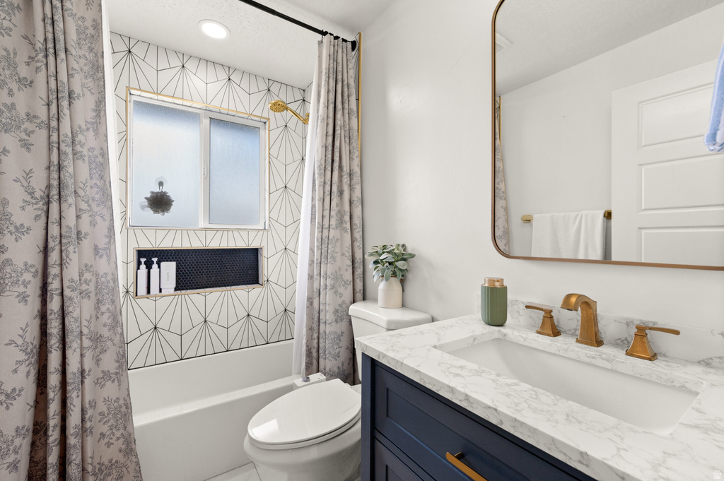 7257 W COPPER HILL DR Magna, UT 84044