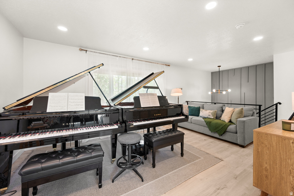 7257 W COPPER HILL DR Magna, UT 84044