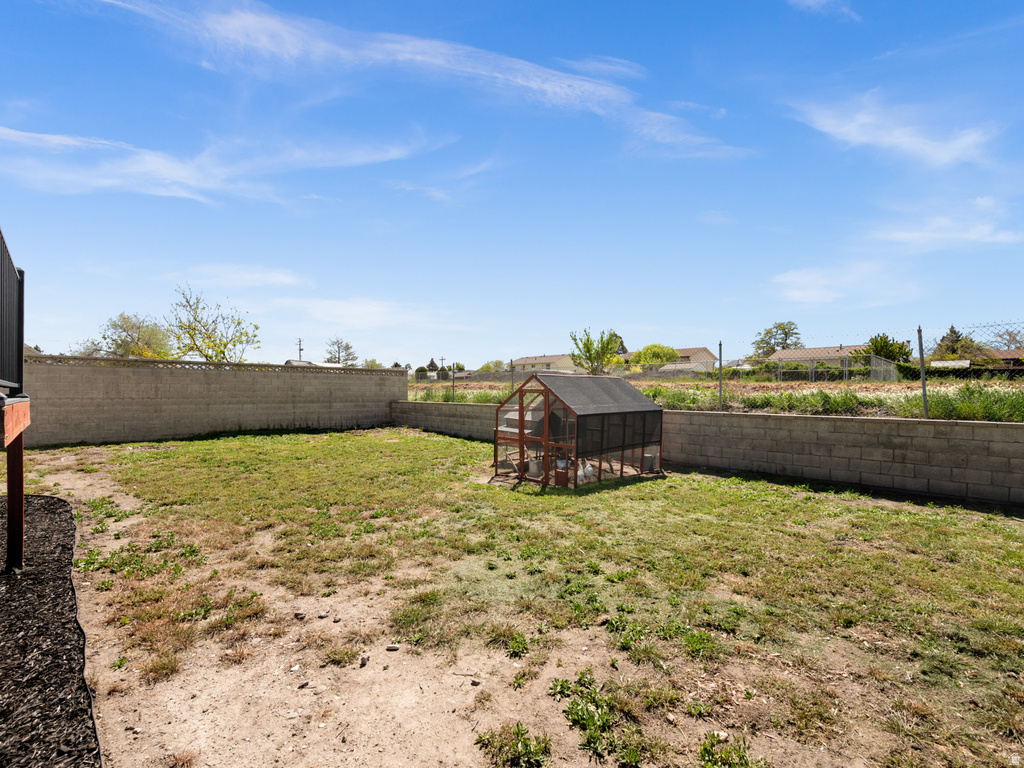 7257 W COPPER HILL DR Magna, UT 84044