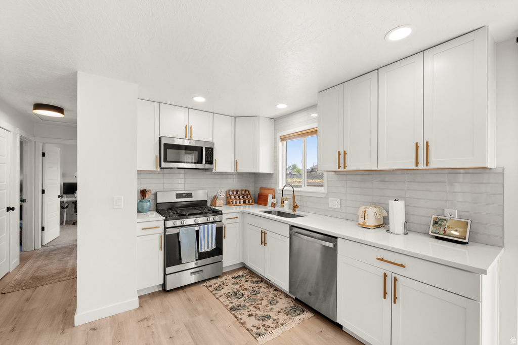 7257 W COPPER HILL DR Magna, UT 84044