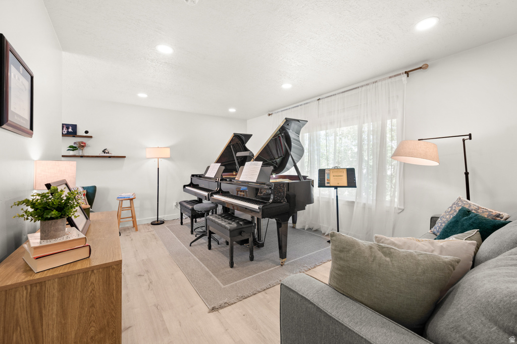 7257 W COPPER HILL DR Magna, UT 84044