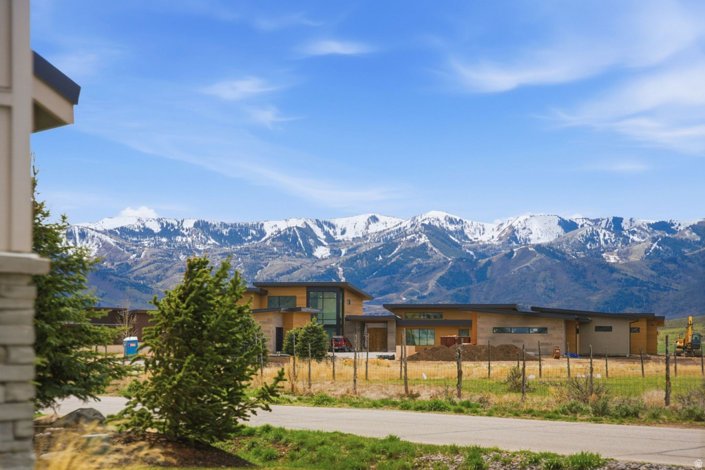 7120 N GREENFIELD DR Park City, UT 84098