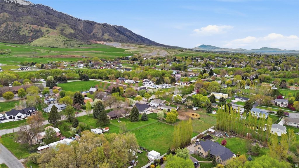 650 S CENTER ST Wellsville, UT 84339