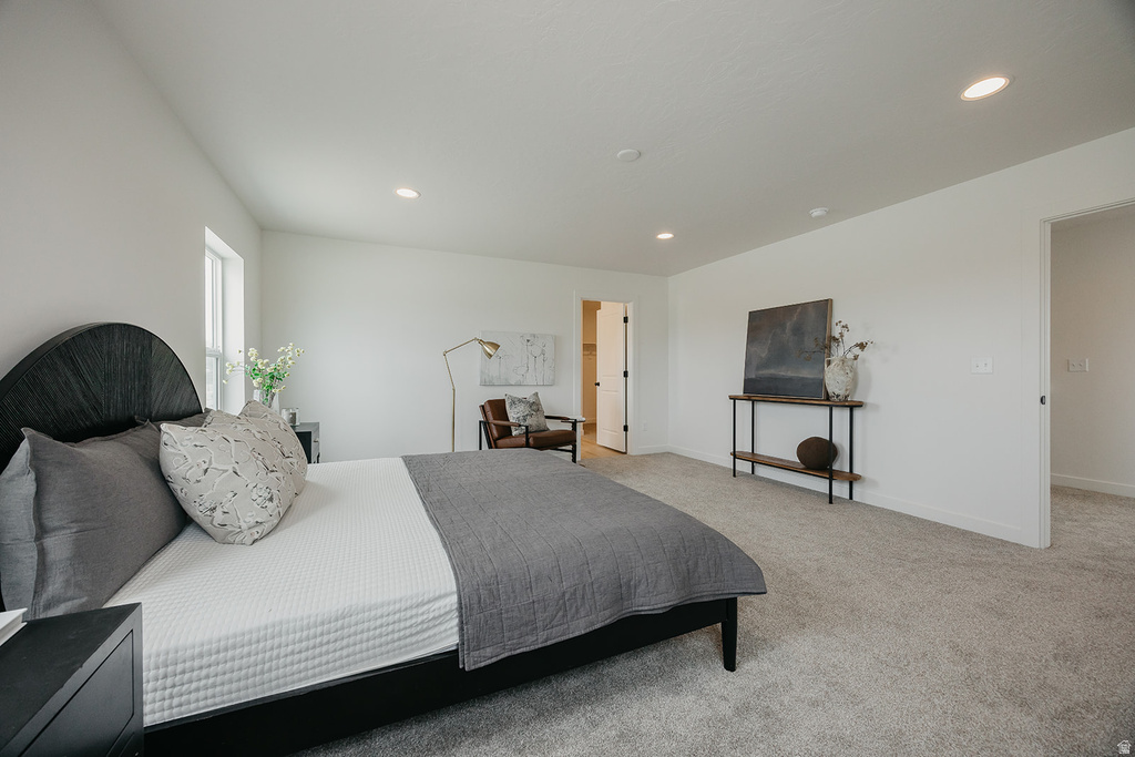 5233 S PARAMOUNT DR Riverdale, UT 84405