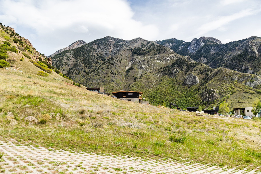 7141 S CITY VIEW DR Cottonwood Heights, UT 84121