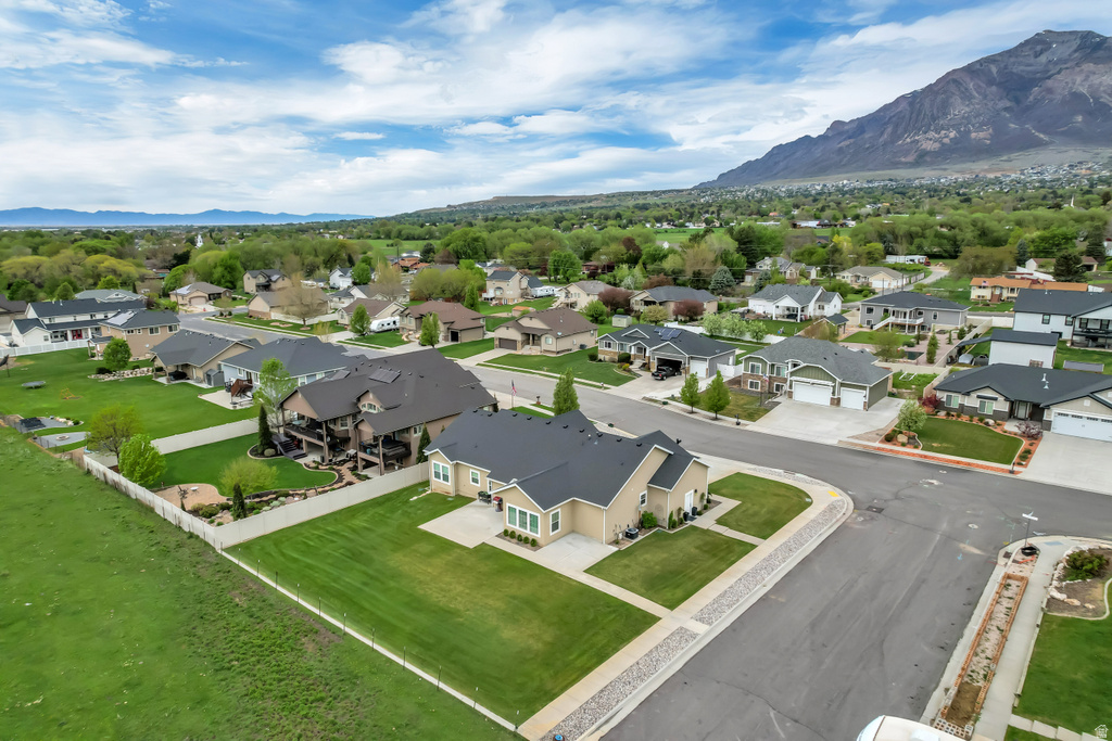919 E 2050 N North Ogden, UT 84414
