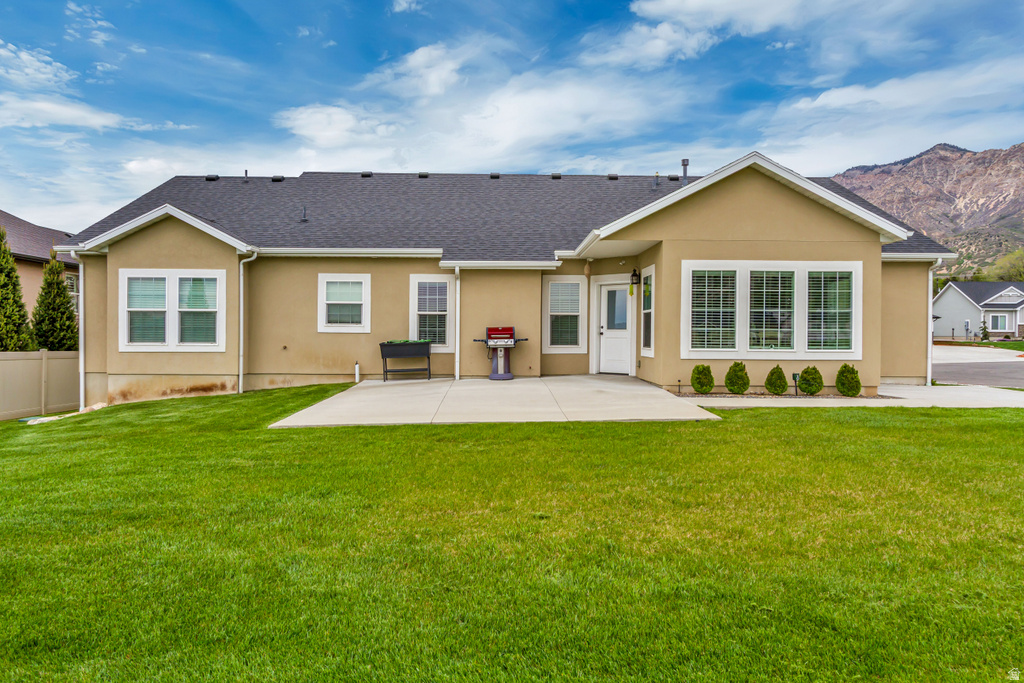 919 E 2050 N North Ogden, UT 84414