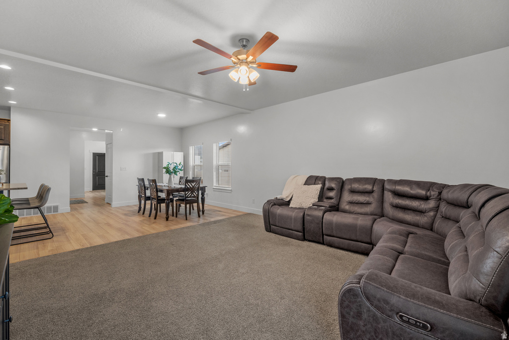 826 W WALNUT BARK LN Mapleton, UT 84664