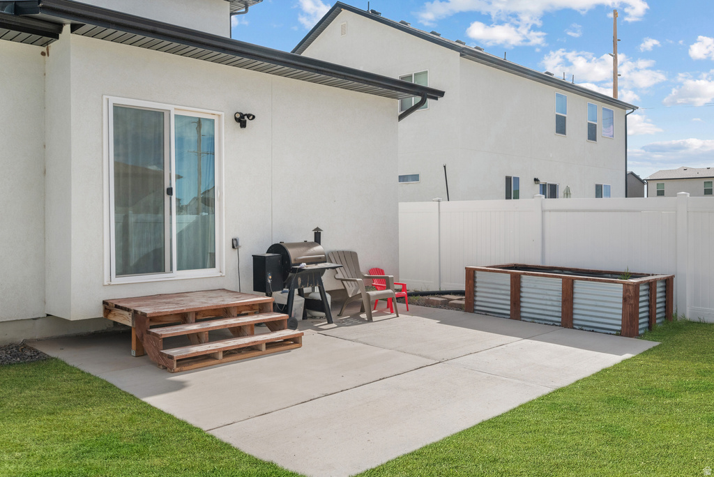 826 W WALNUT BARK LN Mapleton, UT 84664