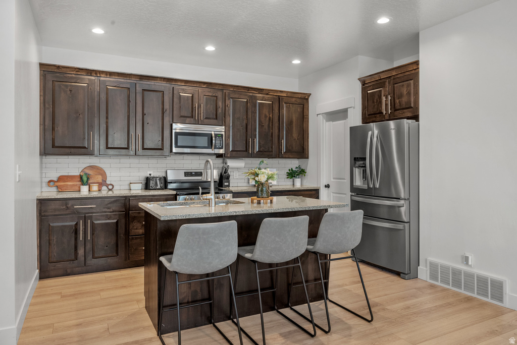 826 W WALNUT BARK LN Mapleton, UT 84664