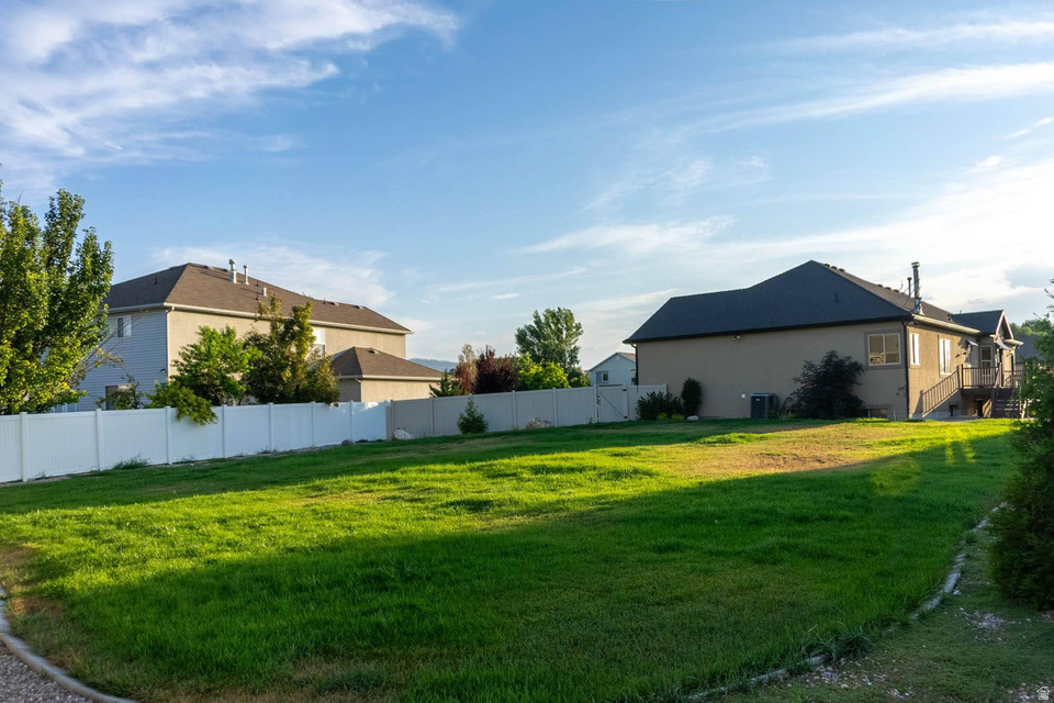 913 S COYOTE CV Lehi, UT 84043