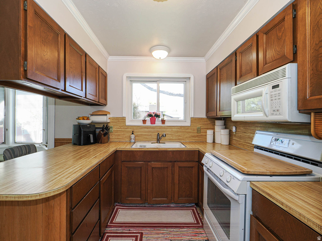 2887 W TIVOLI LN Taylorsville, UT 84129