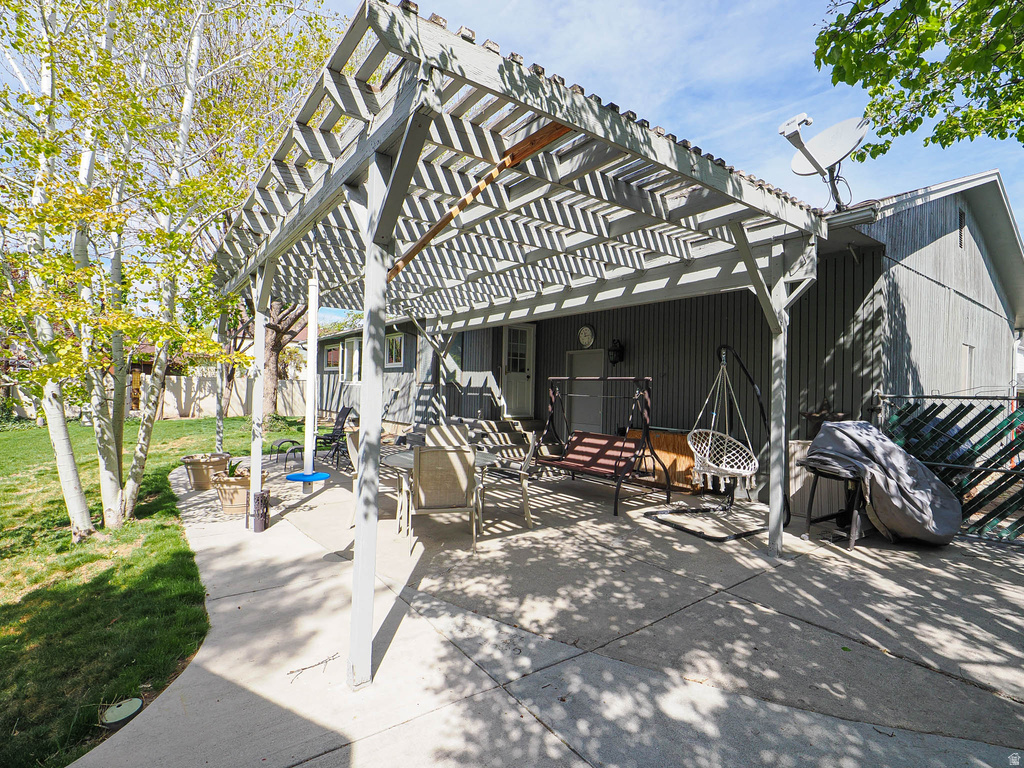 2887 W TIVOLI LN Taylorsville, UT 84129