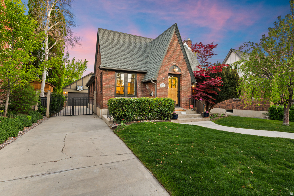 1774 E HERBERT AVE Salt Lake City, UT 84108