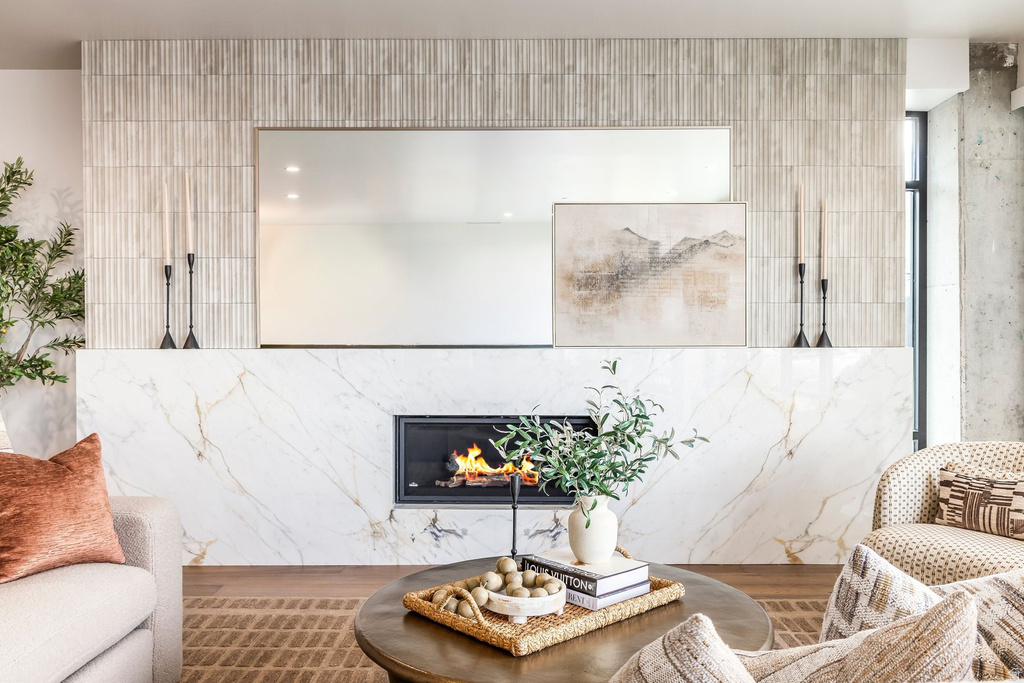 7371 S CANYON CENTRE PKWY #401 Cottonwood Heights, UT 84121