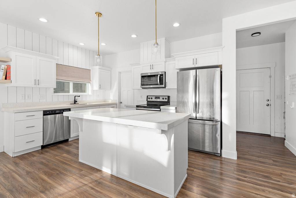 7506 N HUTCH LN Eagle Mountain, UT 84005