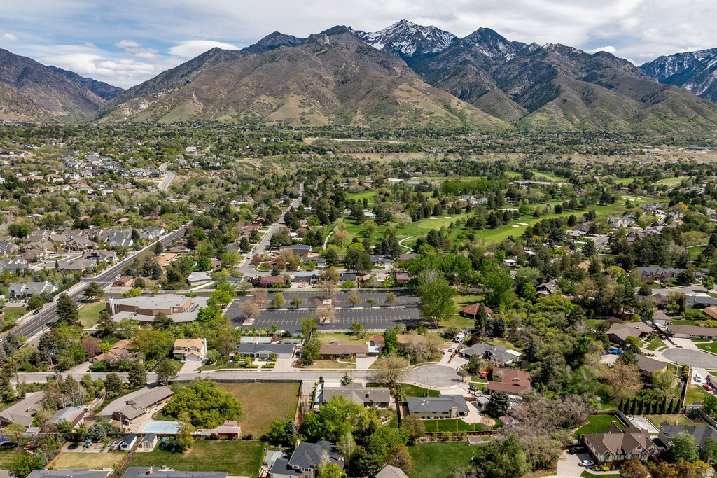 8291 S CRAVALAN CIR Sandy, UT 84093