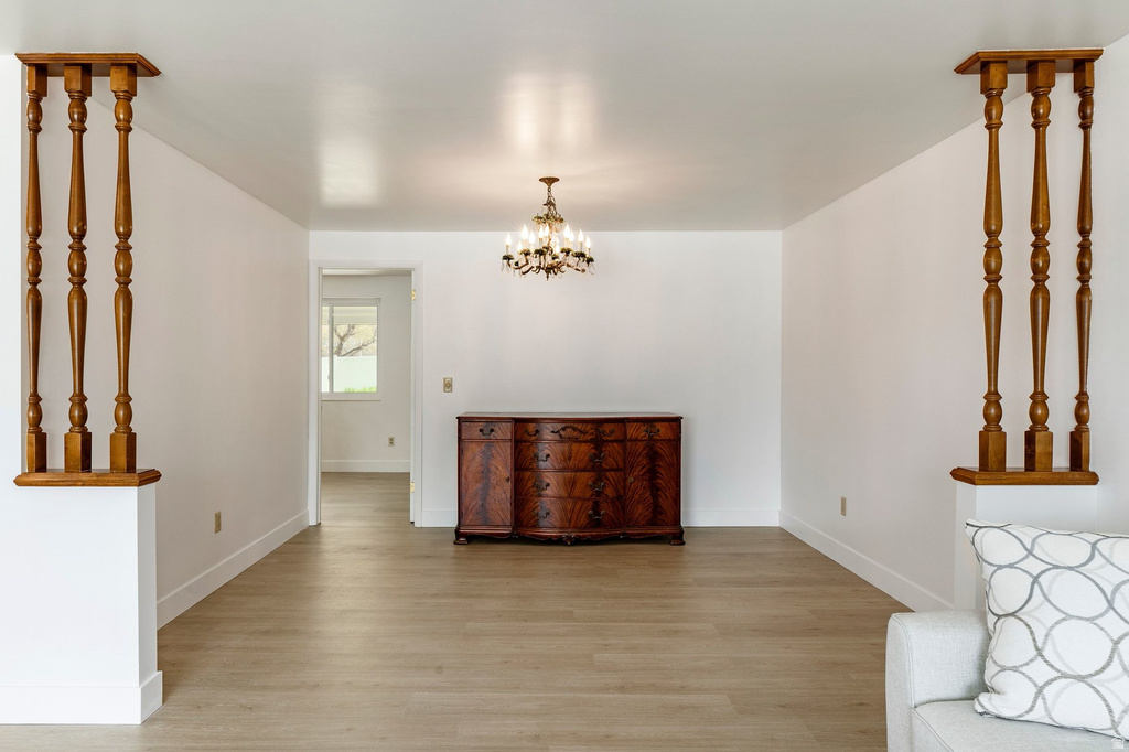 8291 S CRAVALAN CIR Sandy, UT 84093