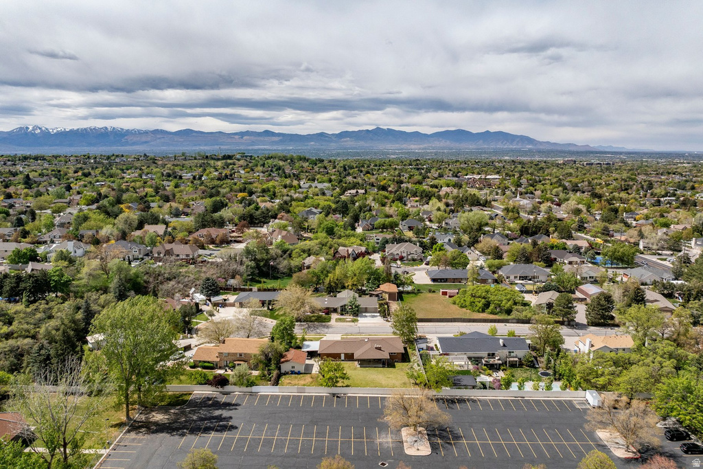 8291 S CRAVALAN CIR Sandy, UT 84093