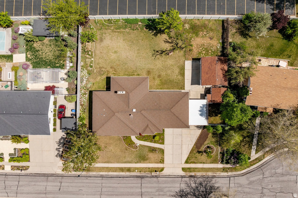 8291 S CRAVALAN CIR Sandy, UT 84093