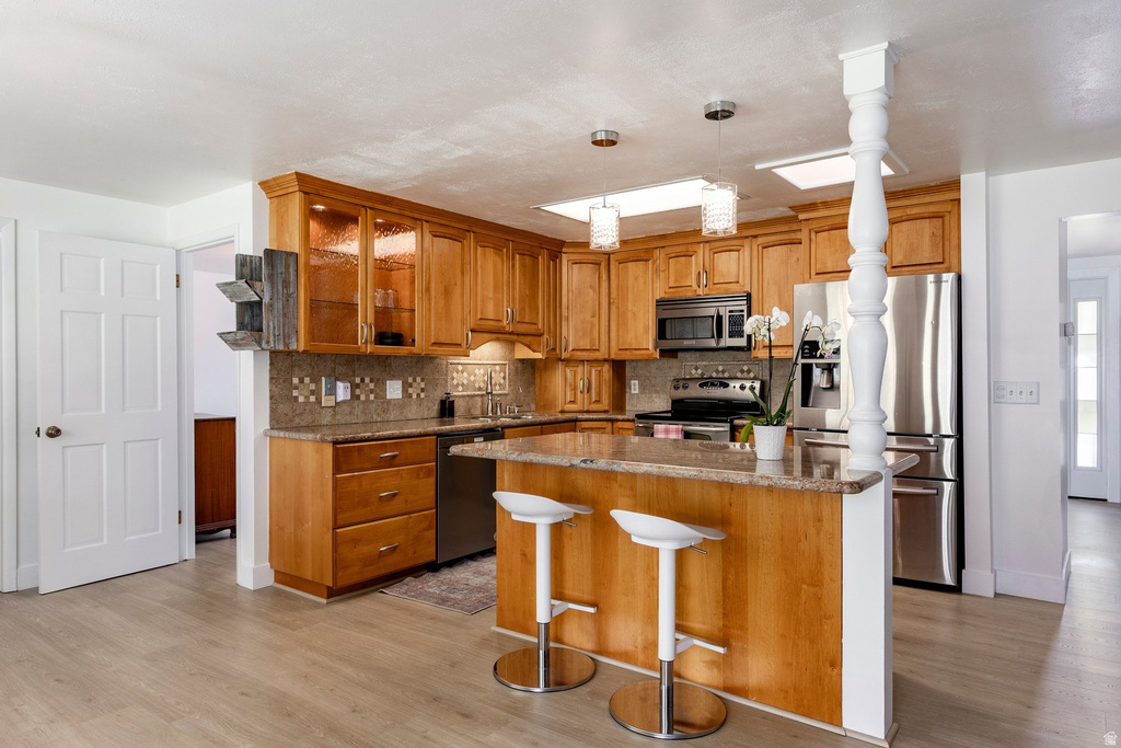 8291 S CRAVALAN CIR Sandy, UT 84093