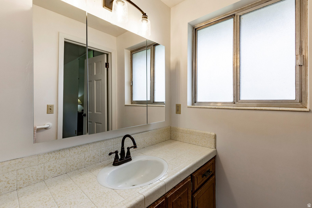 8291 S CRAVALAN CIR Sandy, UT 84093