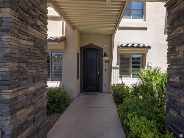 1111 S GAP CANYON PKWY DR #W101 St George, UT 84770