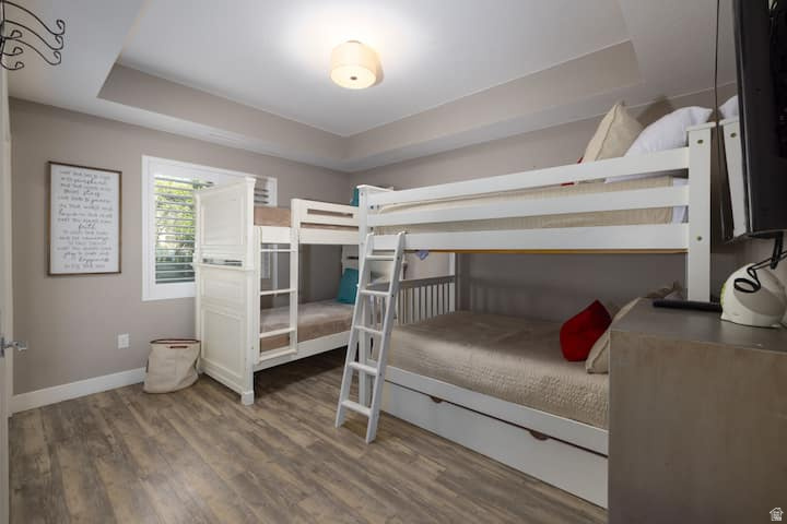 1111 S GAP CANYON PKWY DR #W101 St George, UT 84770