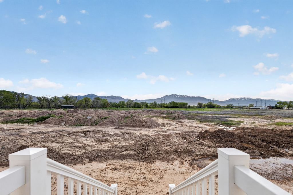 696 S 3500 W #216 West Weber, UT 84401