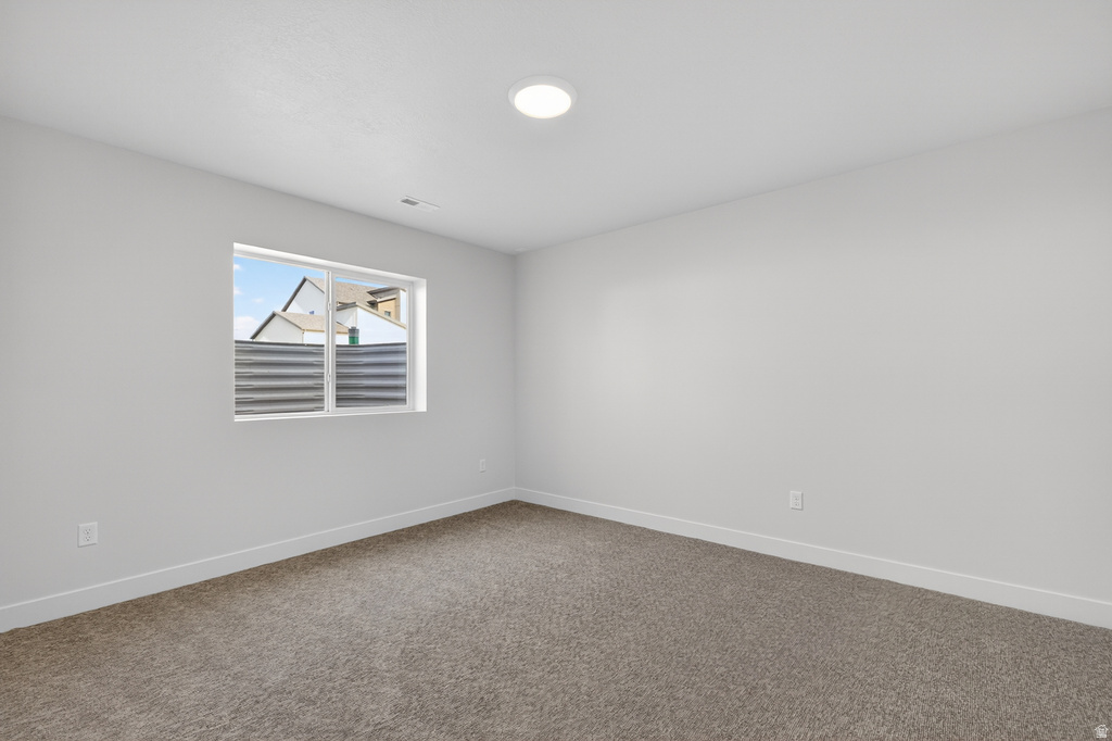 696 S 3500 W #216 West Weber, UT 84401