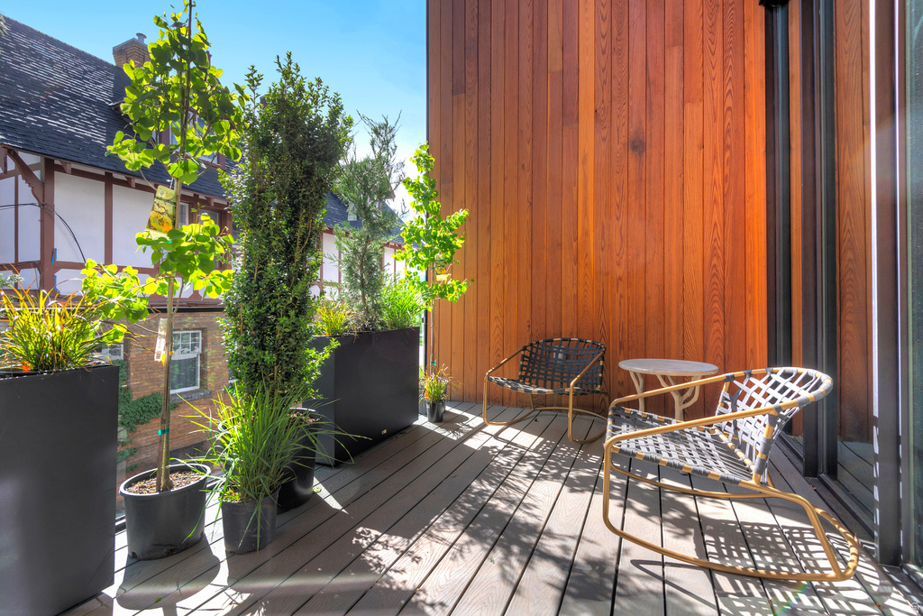 1117 E SOUTH TEMPLE #3 Salt Lake City, UT 84102