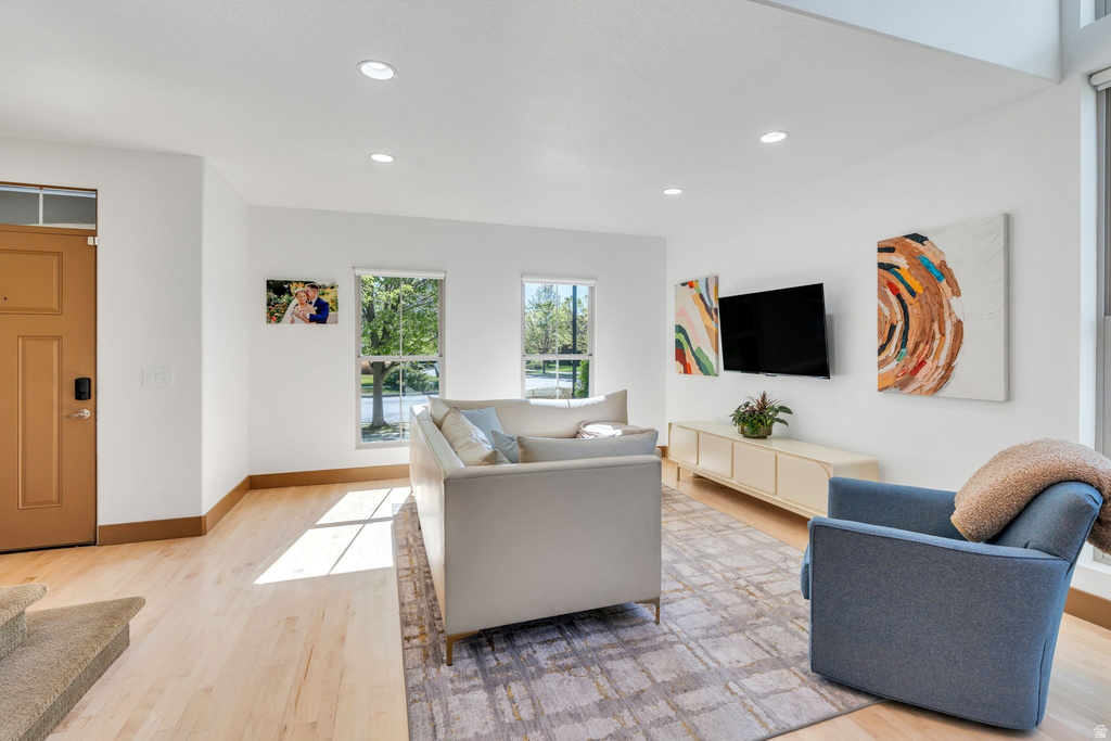 10536 S TOPVIEW RD South Jordan, UT 84009