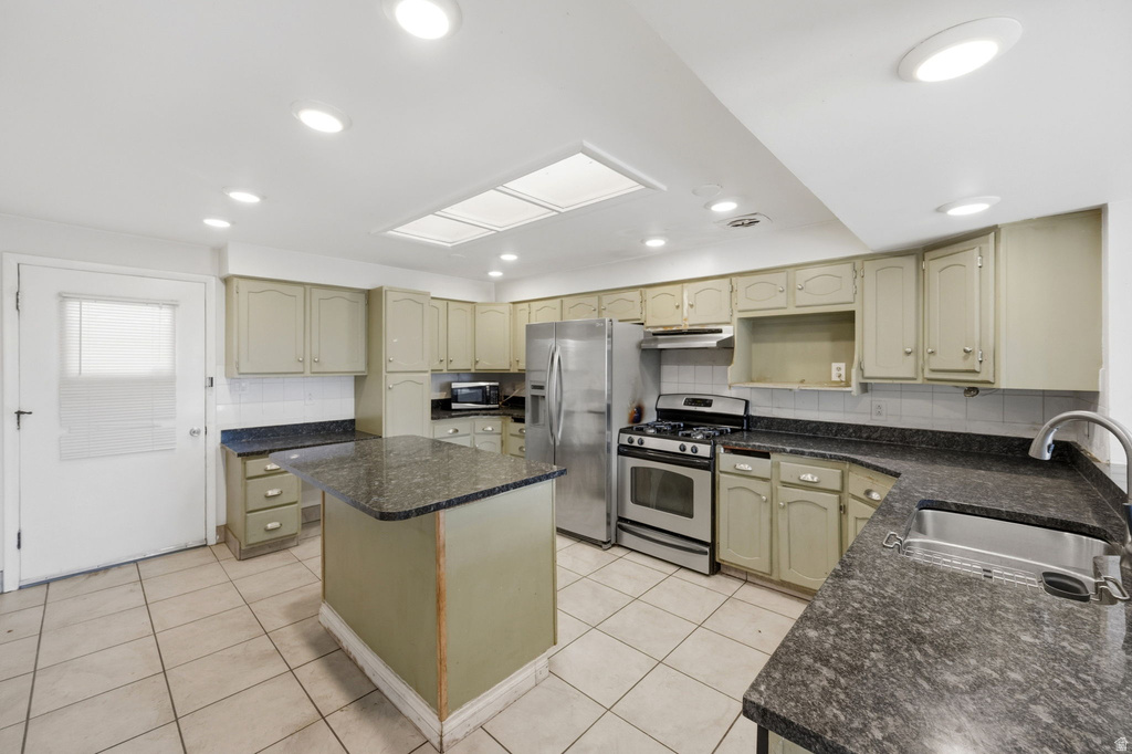 4128 S 2835 W West Valley City, UT 84119