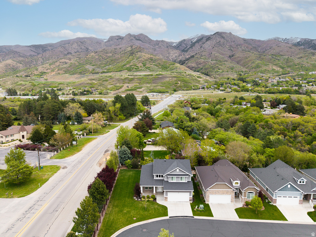 378 N THURSTON LN Layton, UT 84040