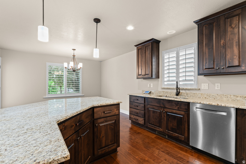 378 N THURSTON LN Layton, UT 84040