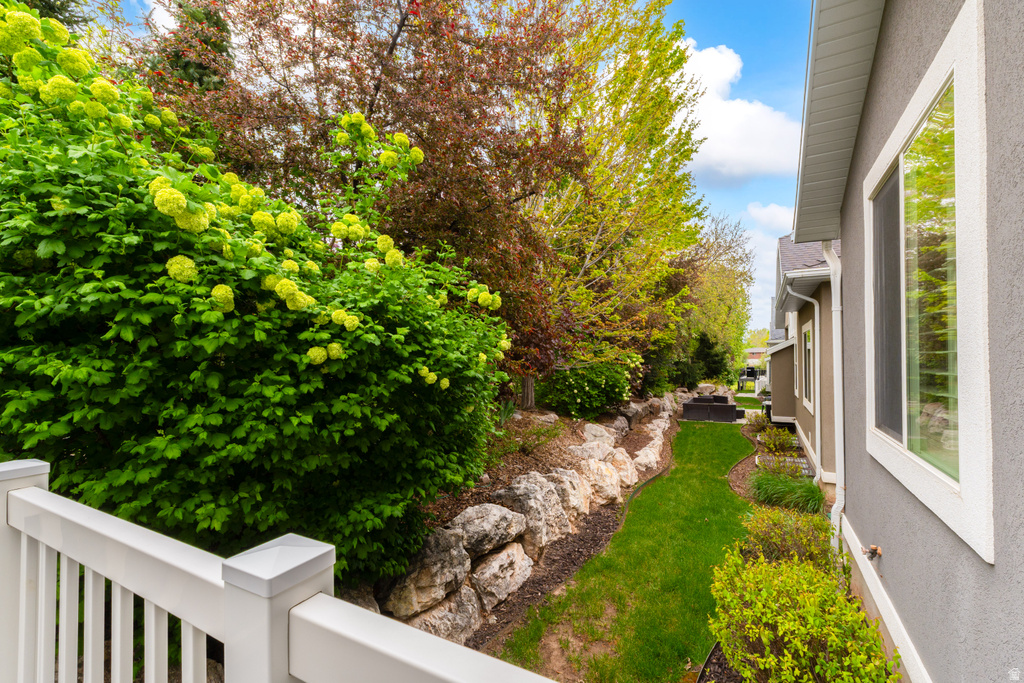 378 N THURSTON LN Layton, UT 84040