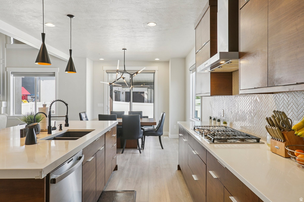 10956 S COASTAL DUNE DR South Jordan, UT 84009