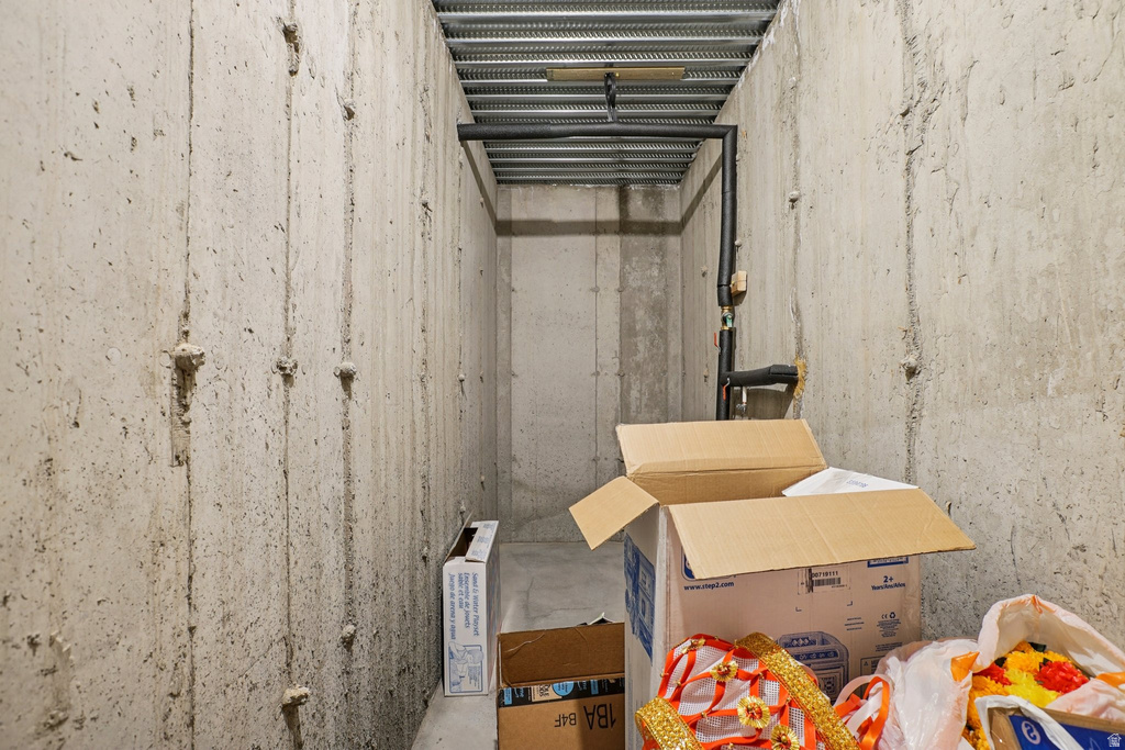 10956 S COASTAL DUNE DR South Jordan, UT 84009