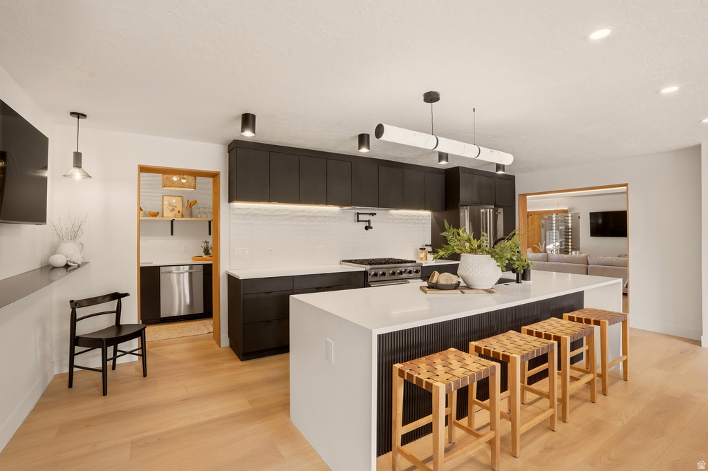 1975 E GUNDERSON LN Holladay, UT 84124