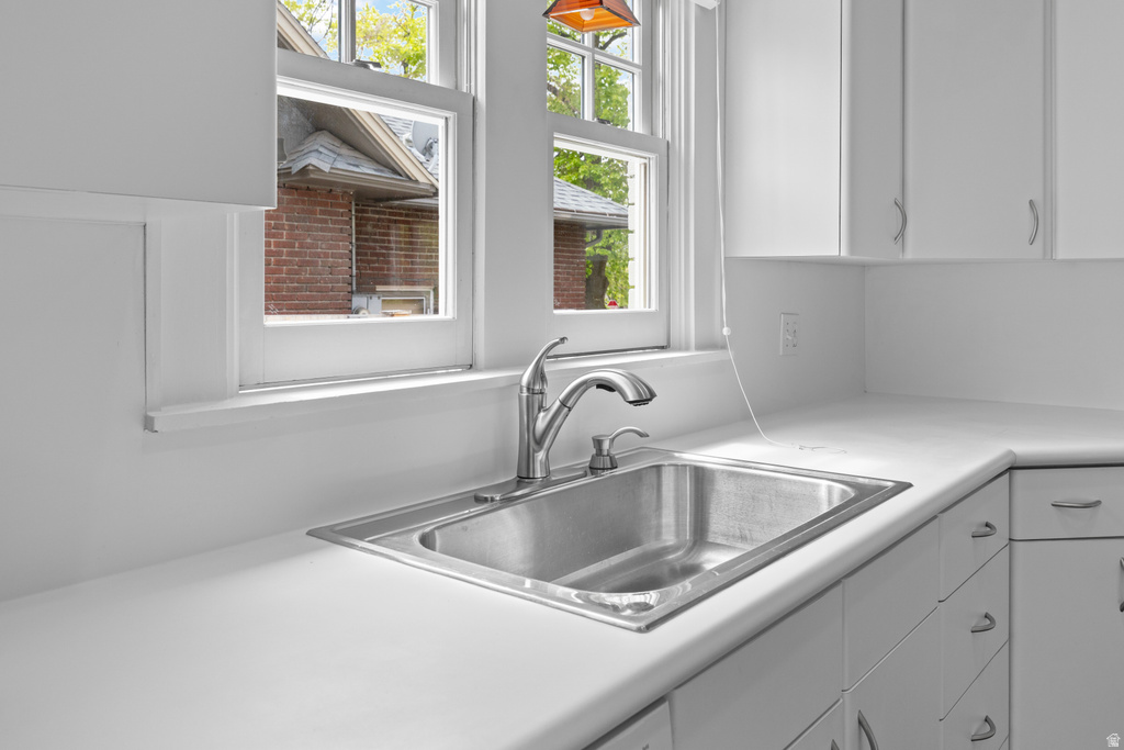 1835 S 1700 E Salt Lake City, UT 84108