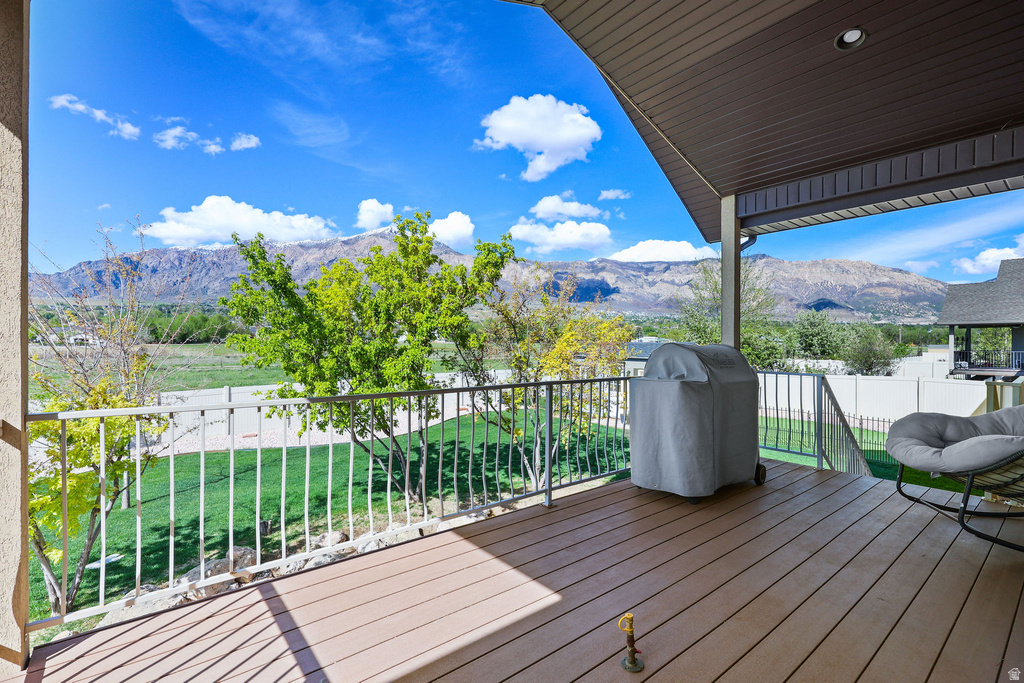 766 W 2825 N Pleasant View, UT 84414