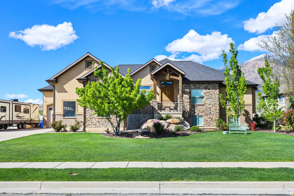 766 W 2825 N Pleasant View, UT 84414