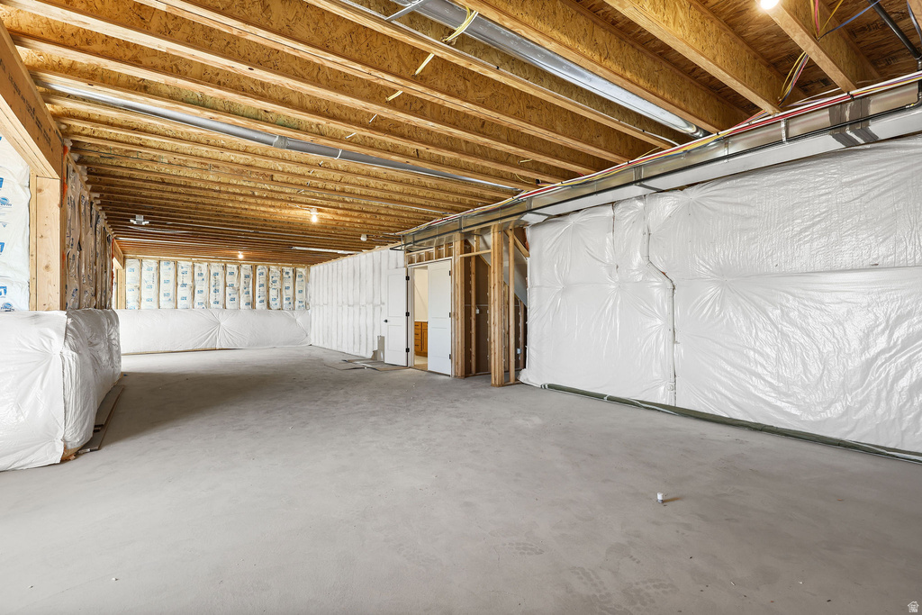 2383 W 3000 N #80 Farr West, UT 84404