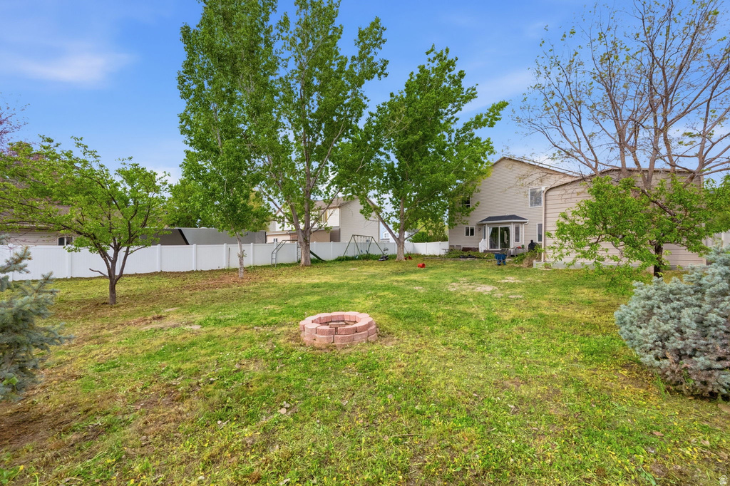 6665 HARVEST LN Stansbury Park, UT 84074