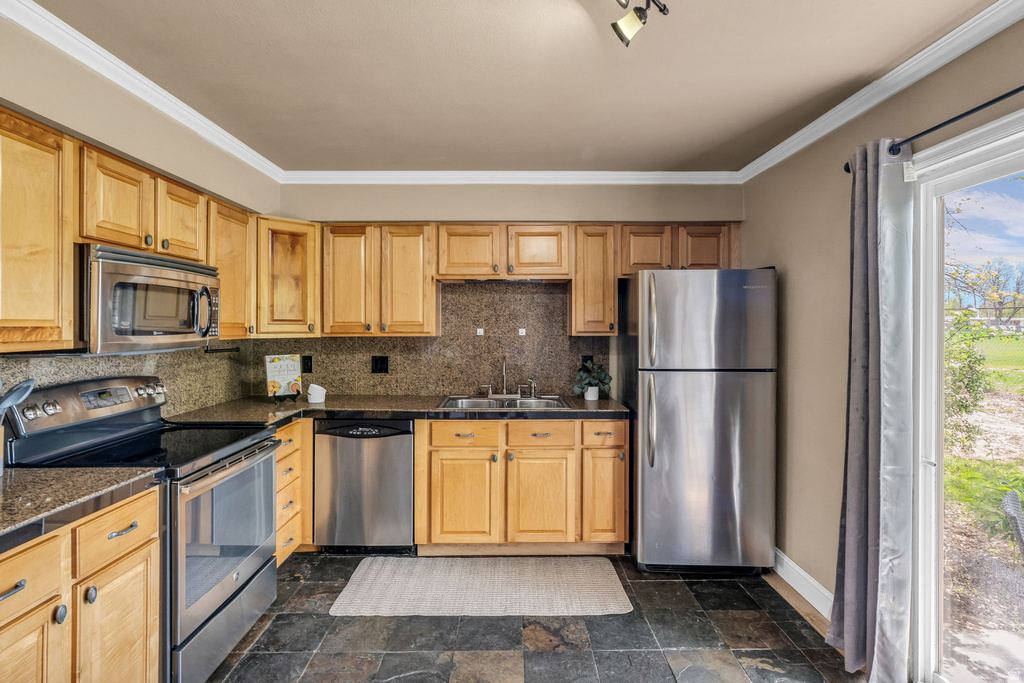 5993 S SULTAN CIR Salt Lake City, UT 84107